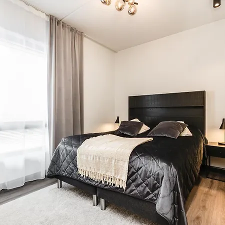 C13 By Aavalevi Holidays, Center